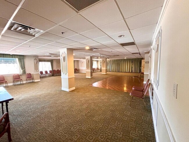Building Photo - 9440 Poinciana Pl