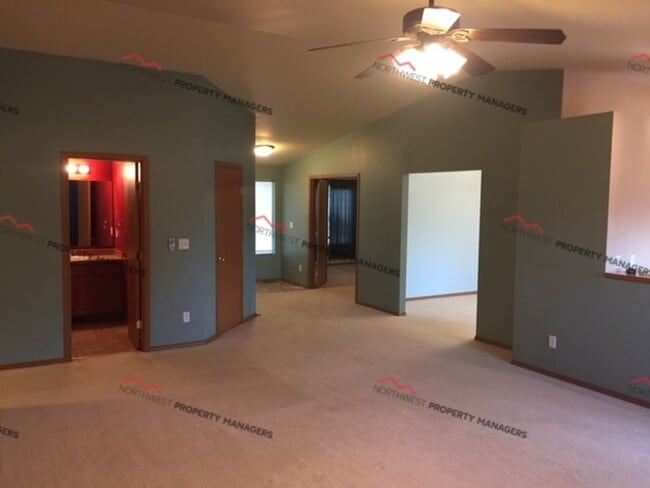 Building Photo - STATUS: *PENDING APPLICATION* | R109 |  $2...