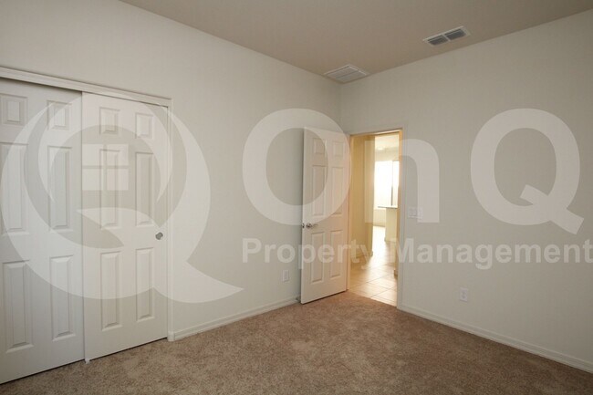 Building Photo - 9034 W Luke Ave