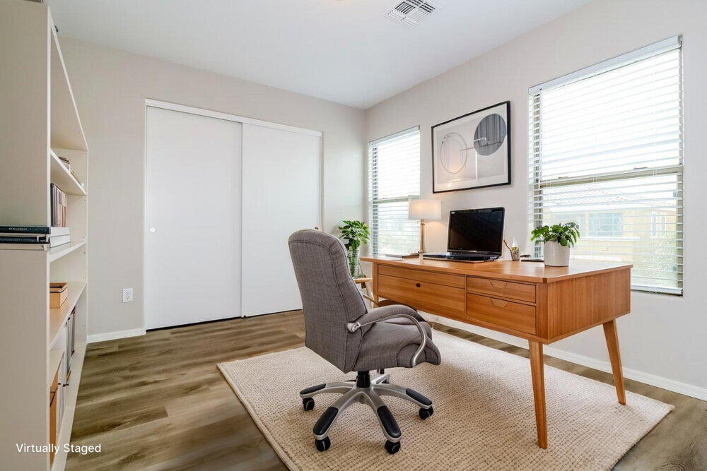 Building Photo - 6326 W Harwell Rd