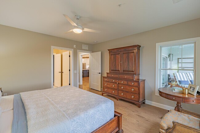 Building Photo - 5211 Highpointe Lakes Dr