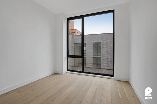 Building Photo - 148-37 88th Ave