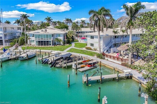 Building Photo - 386 Harbour Dr