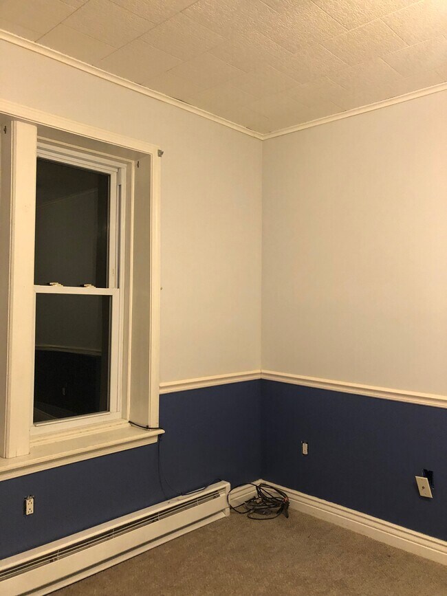 Living Room - 12 Poplar St
