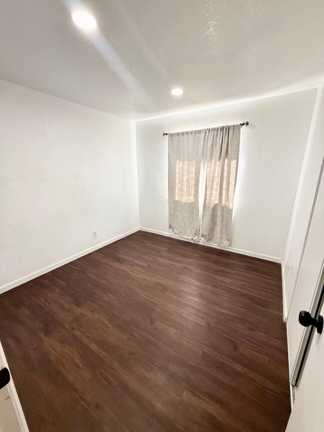 Building Photo - 10729 E Ave R 10