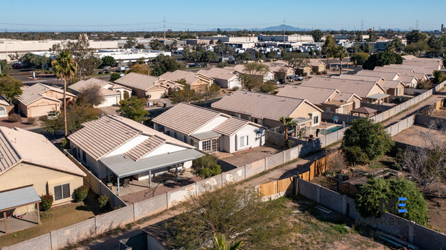 Building Photo - House in Tempe! JOIN THE WAITLIST!