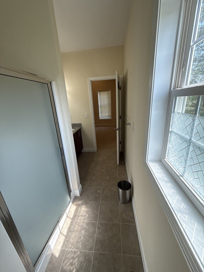 Building Photo - Beautiful home in Bellingham! AVAILABLE NOW!