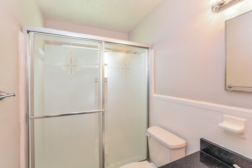 Building Photo - 10945 Tangora St