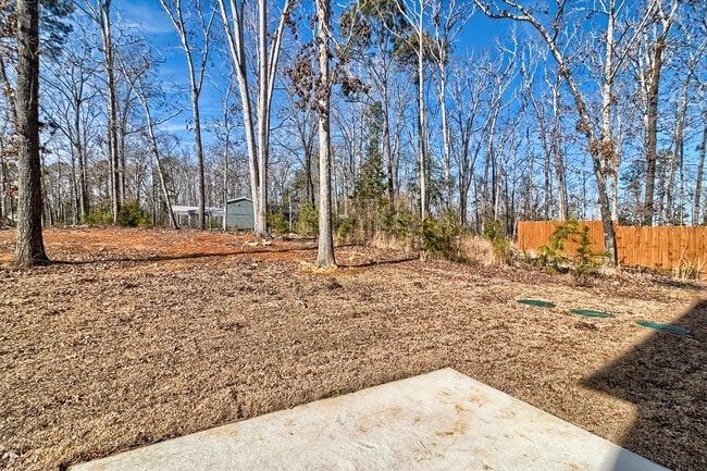 Building Photo - 209 Lynch Ln