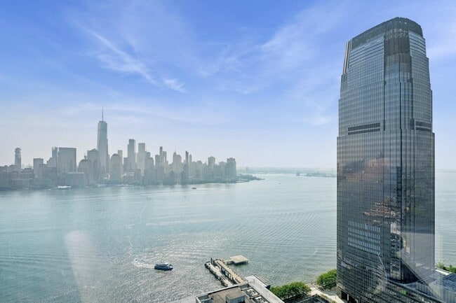 Building Photo - 99 Hudson St