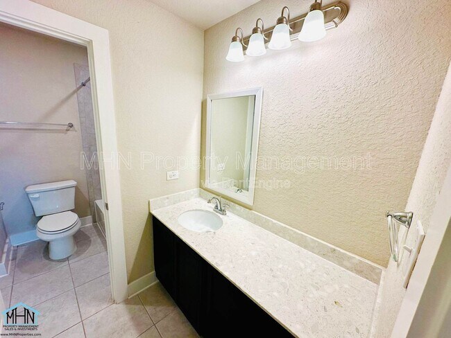 Building Photo - 14906 Palmer Crk