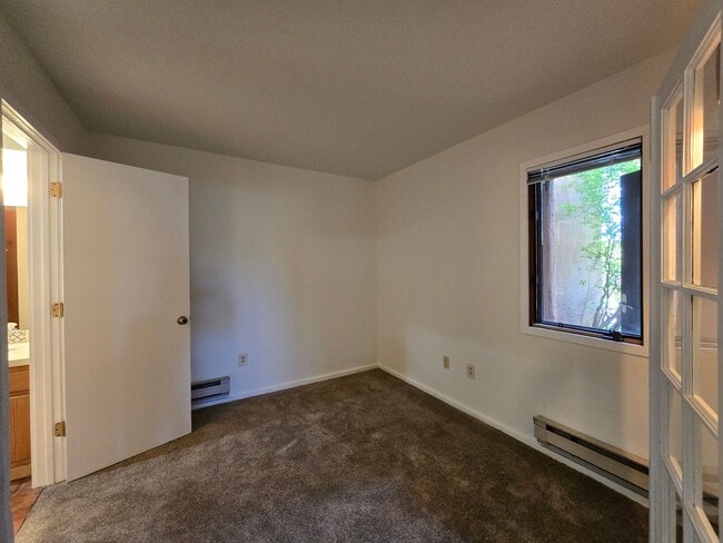 Building Photo - 2600 W Zia Rd