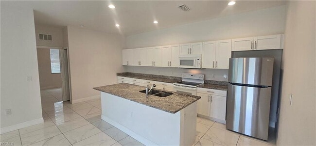 Building Photo - 4602 25th St SW