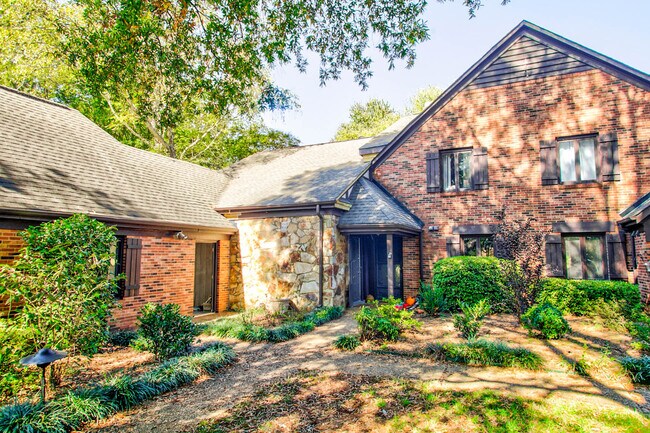 Building Photo - 7022 Quail Hill Rd