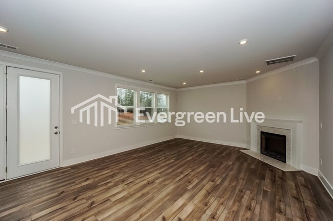 Building Photo - 108 Brk Frst Ct