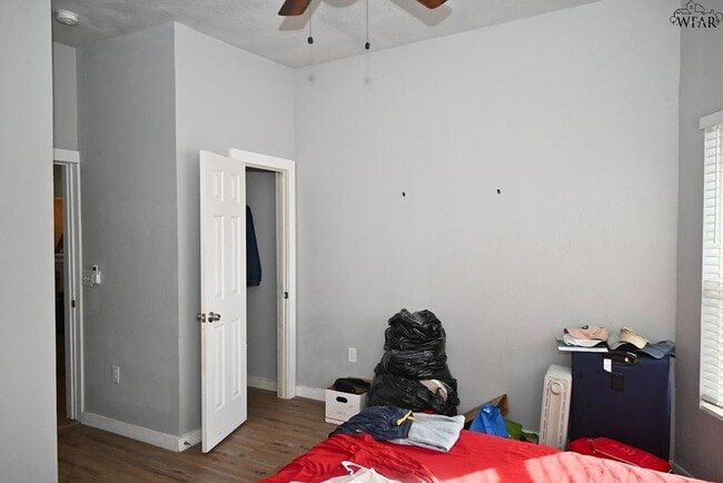 Building Photo - 1908 10th St