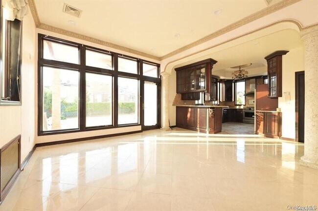 Building Photo - 108-35 66th Rd