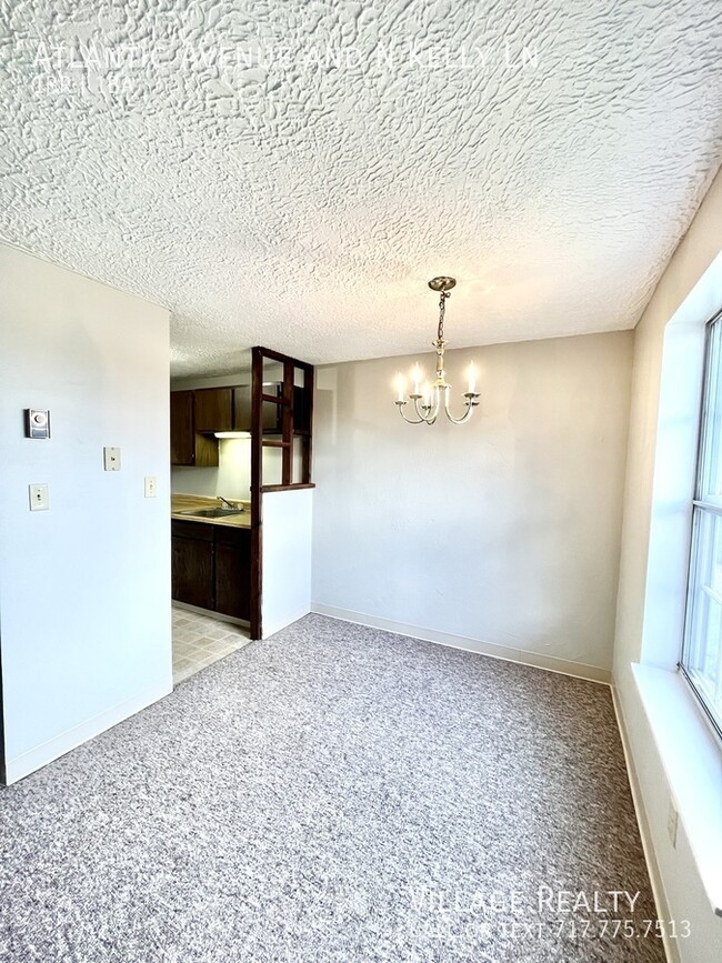 Building Photo - END UNIT! Affordable Red Lion 1-bed with o...