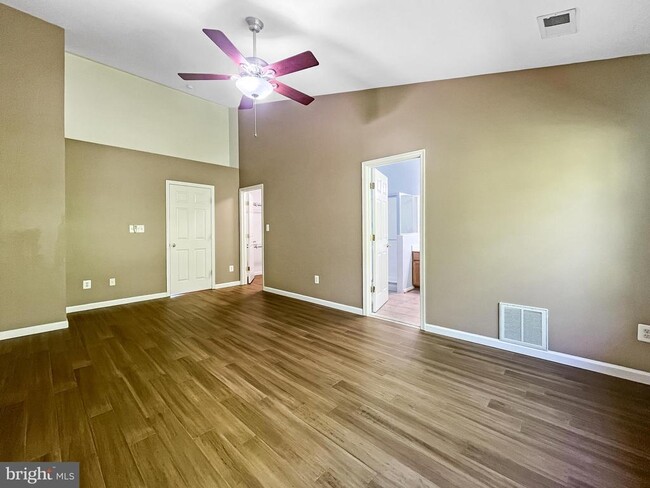 Building Photo - 12402 Everest Peak Ln