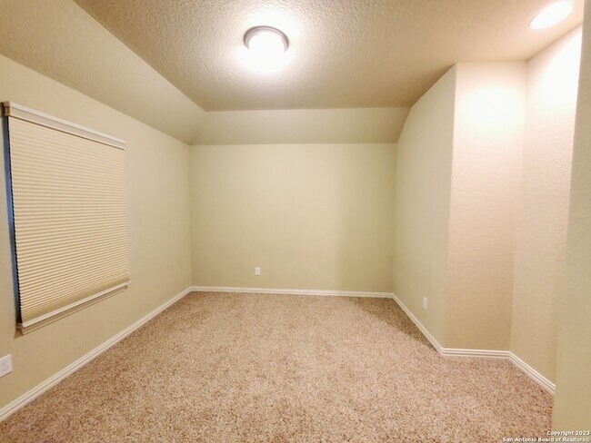 Building Photo - 11927 Jasmine Way