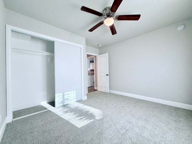 Building Photo - Charming 3-Bedroom Home – Move-In Ready