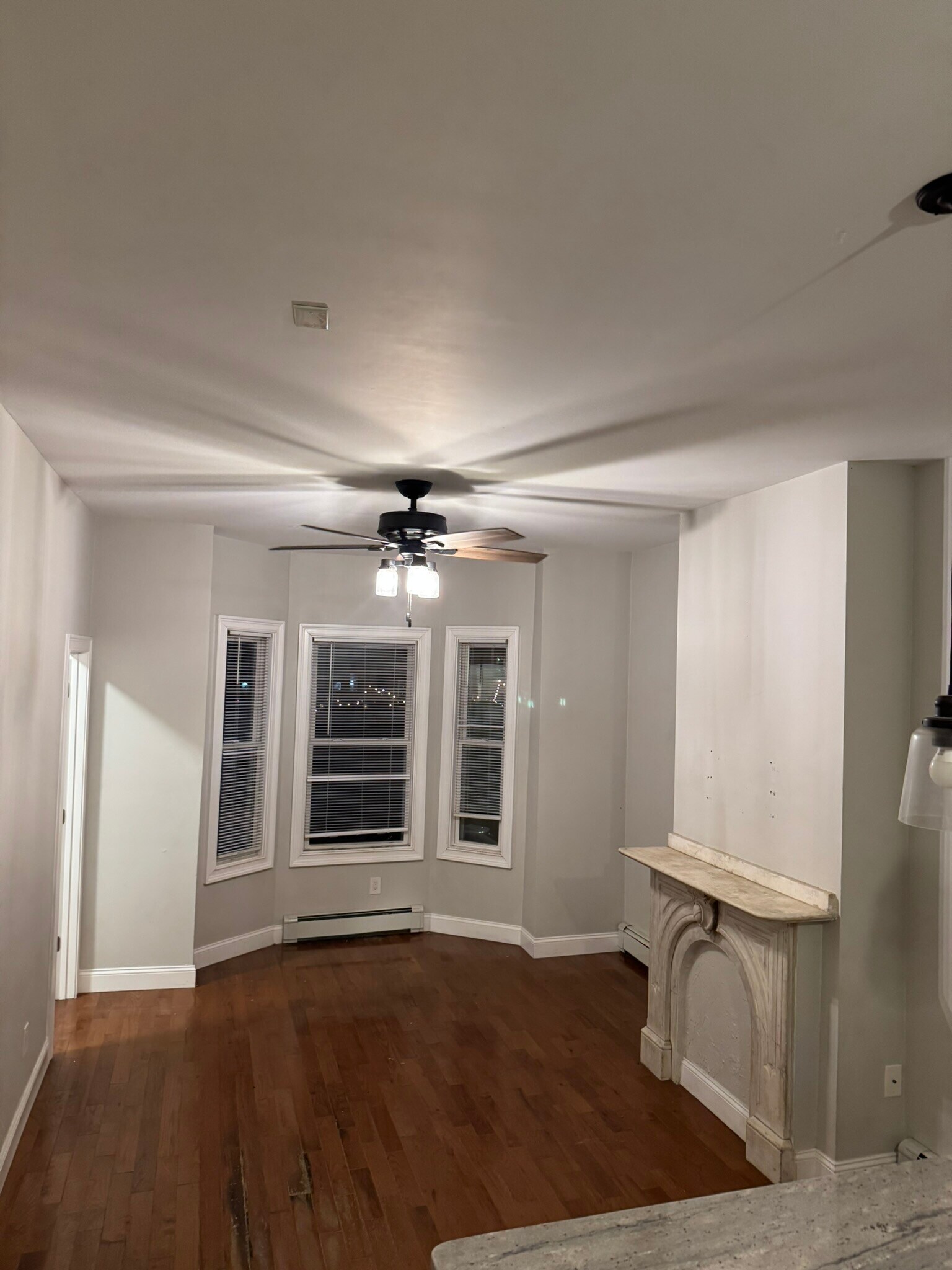 Building Photo - 12 Chelsea St