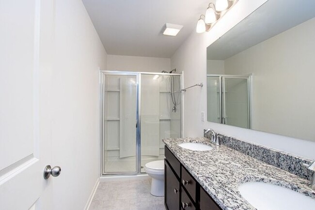 Building Photo - BEAUTIFUL 3 Bedroom Townhome Bonterra Village AVAILABLE MARCH 2026