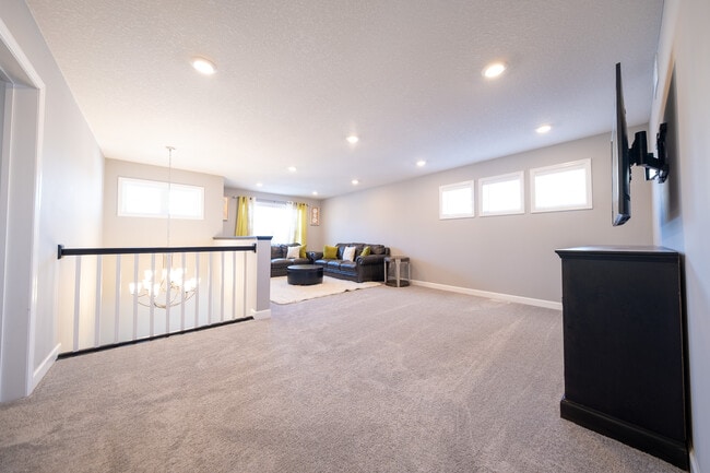 Building Photo - 6668 Coach House Ln