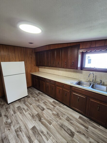 Kitchen - 10 Ann St