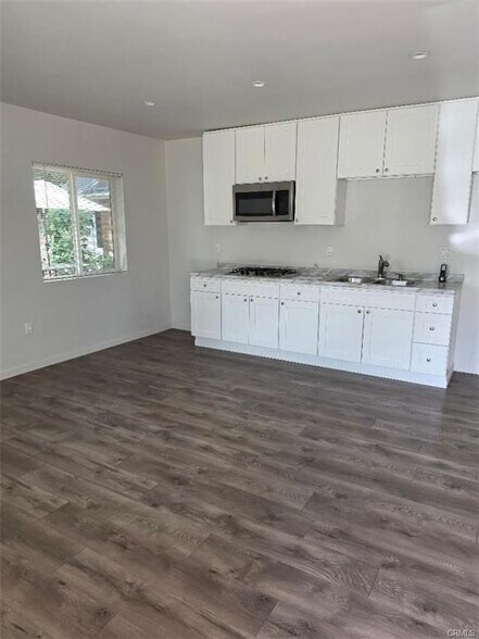Building Photo - 8371 Capistrano Ave