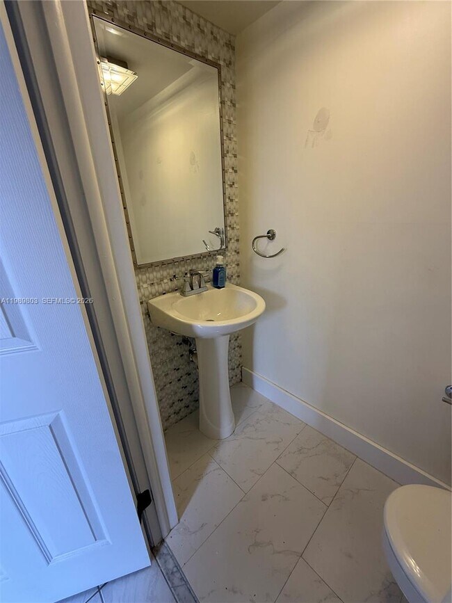 Building Photo - 14905 SW 80th St