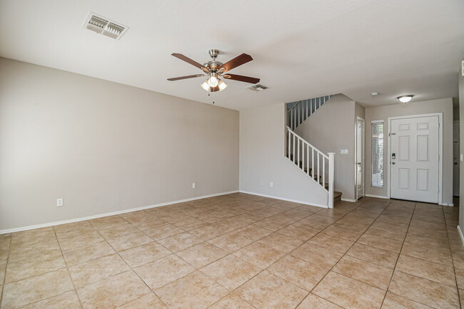 Building Photo - 39245 N Cali Cir