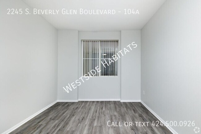 Building Photo - 2245 S Beverly Glen Blvd