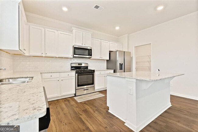 Building Photo - 594 Sweet Bay Ln