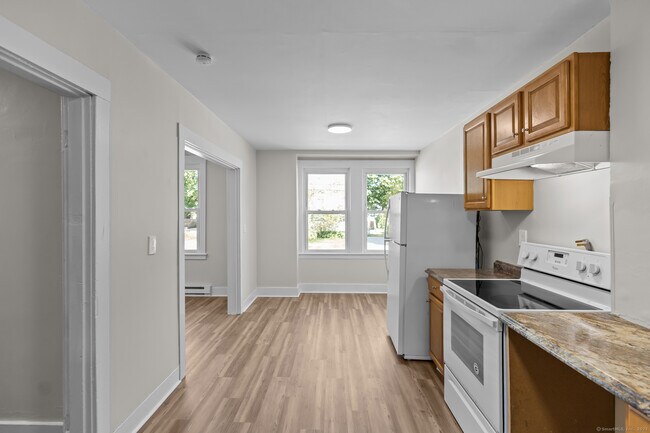 Building Photo - 61 Boys Ave