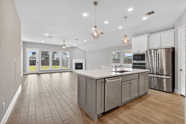 Building Photo - 7435 Denali Dr