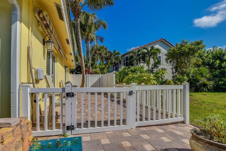 PATIO - 1123 Highland Beach Dr