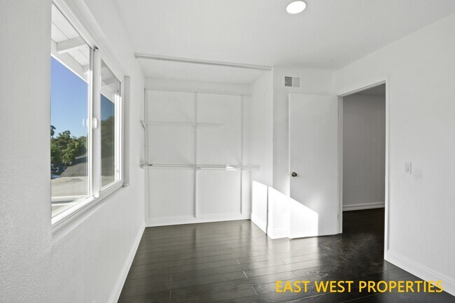 Building Photo - 22815 Leo Ln
