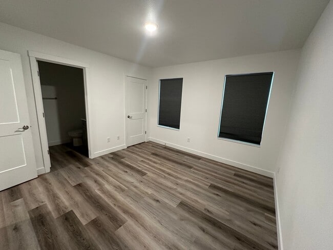 Building Photo - 6850 W Lilly Pad Cir
