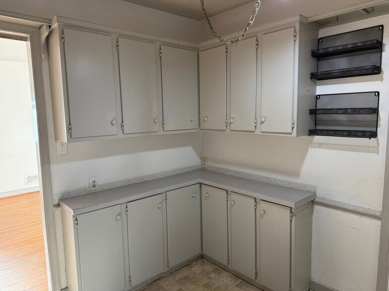 Building Photo - 1507 Westshire Ln