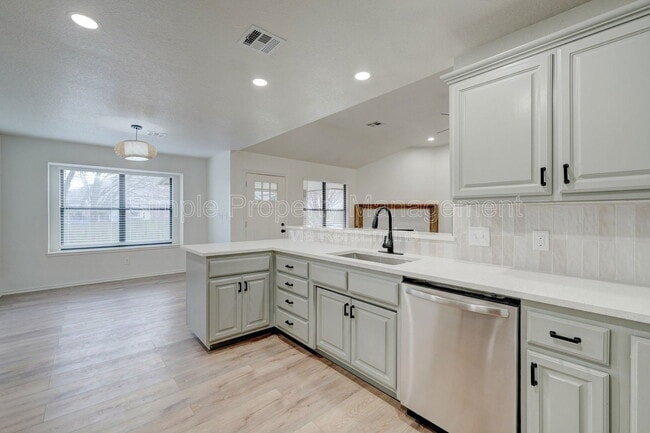 Building Photo - 11546 Berkshire Ct