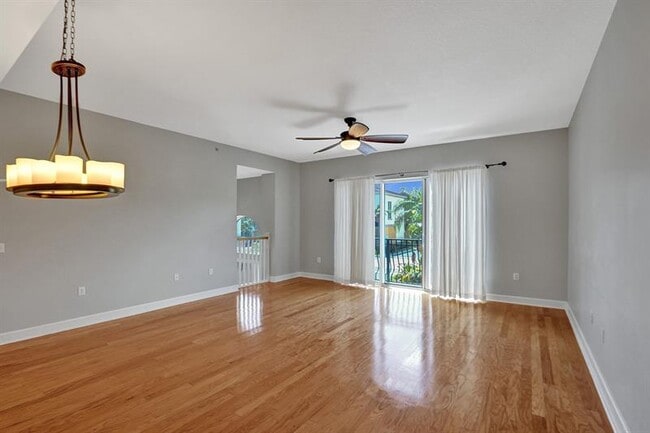 Building Photo - 1861 Coral Heights Blvd