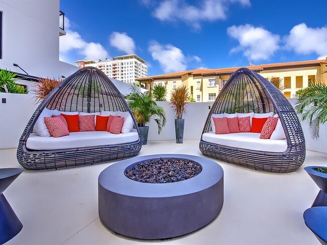 Building Photo - 199 Dali Blvd