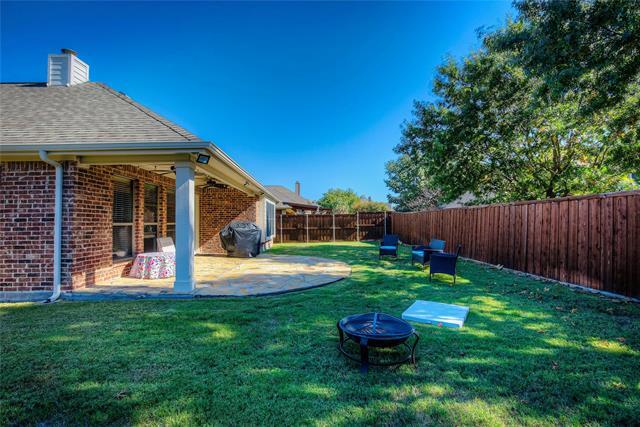 Building Photo - 2472 Deerwood Dr