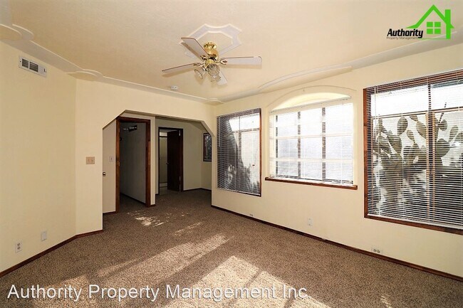 Building Photo - 3 br, 2 bath House - 3194 Veda Street