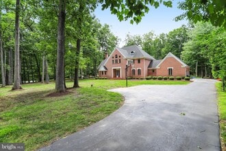 Building Photo - 11109 Elmview Pl