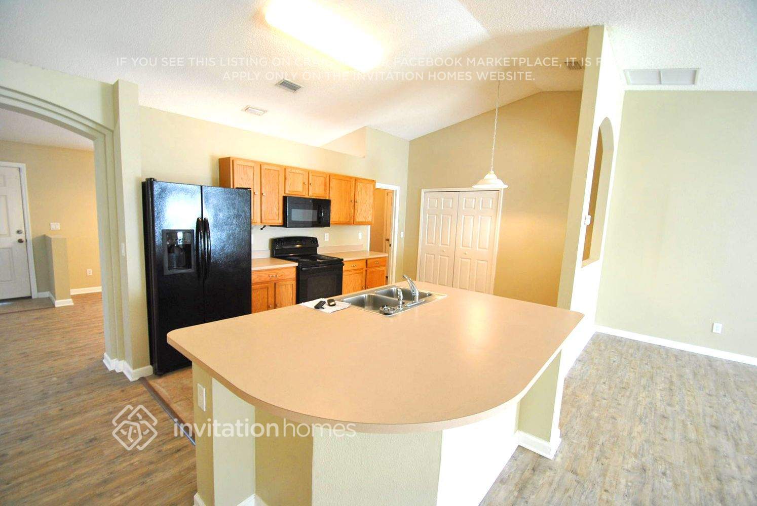Building Photo - 1480 Waldrun St SE