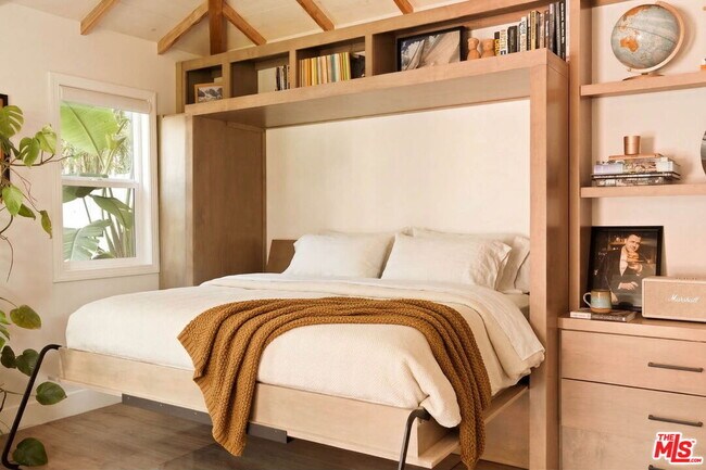 Building Photo - 3977 Berryman Ave