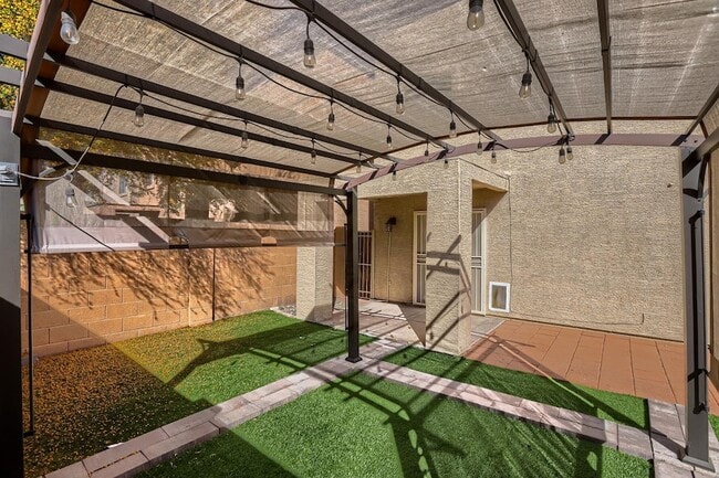Building Photo - 15634 N 29th Way