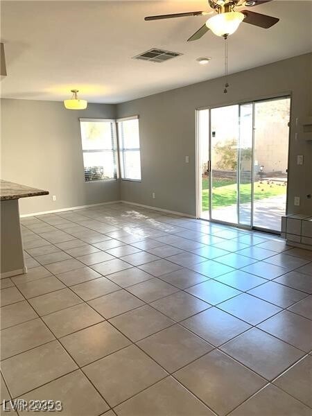 Building Photo - 2301 Jasmine Garden Dr